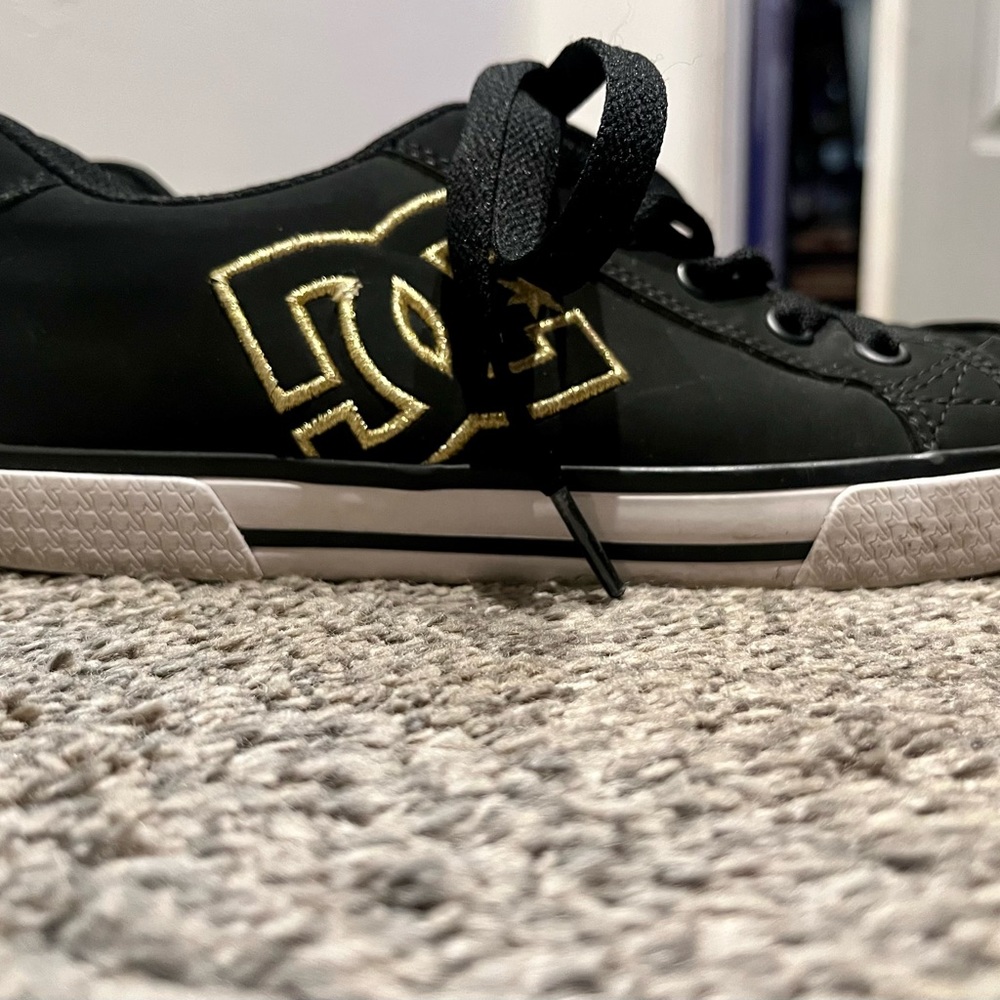Girls DC shoes